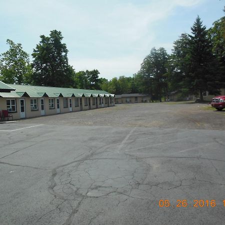 Evergreen Motel Oswego Extérieur photo