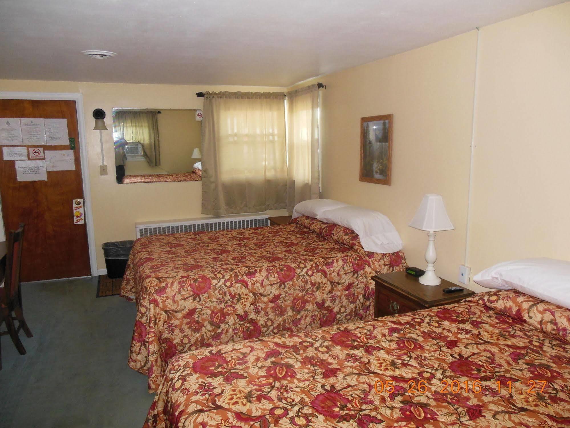 Evergreen Motel Oswego Extérieur photo