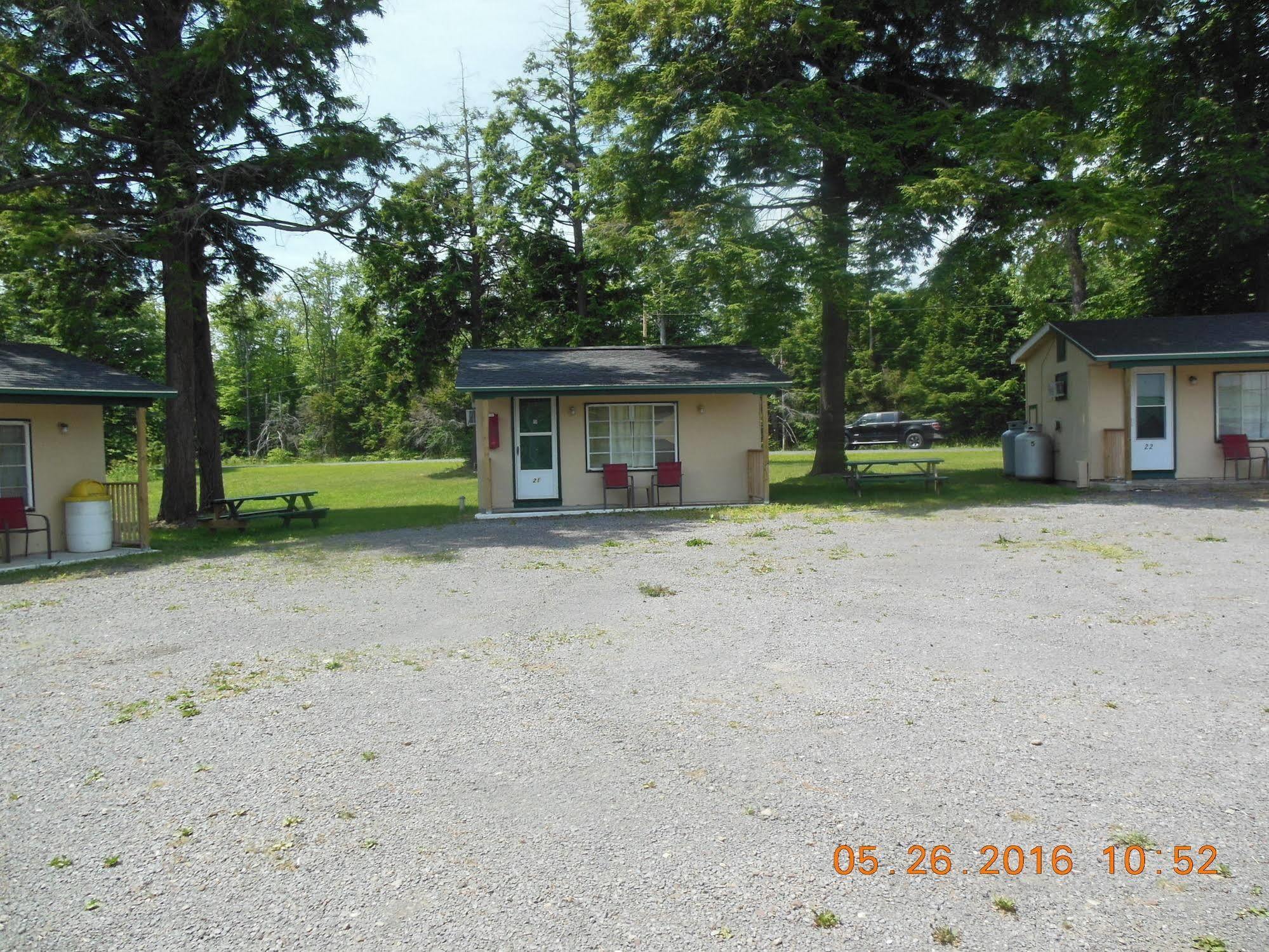 Evergreen Motel Oswego Extérieur photo