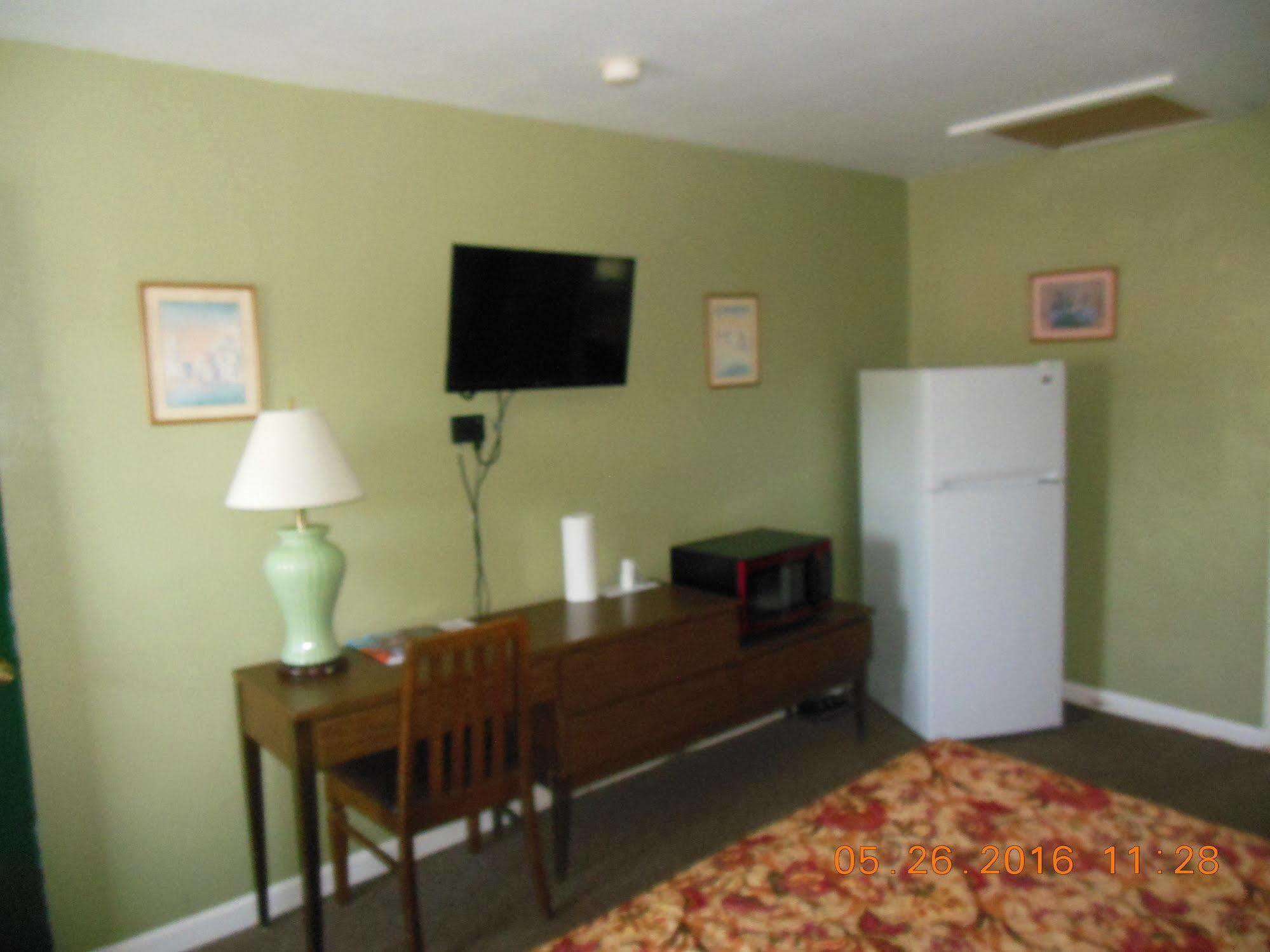 Evergreen Motel Oswego Extérieur photo