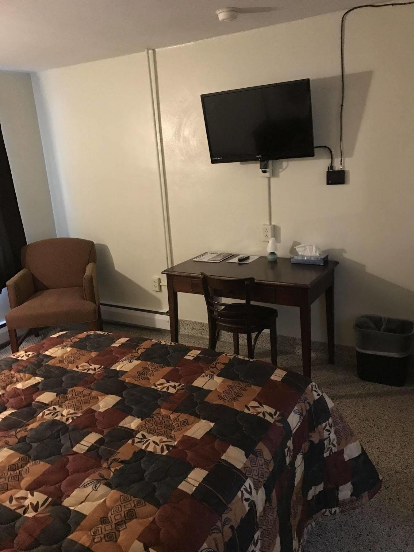 Evergreen Motel Oswego Extérieur photo
