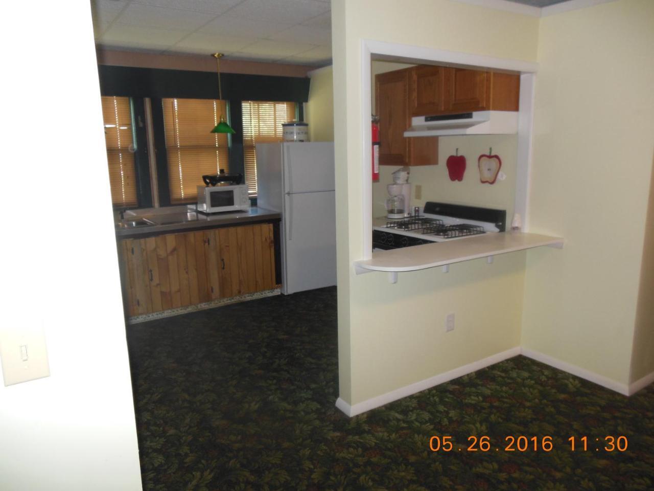 Evergreen Motel Oswego Extérieur photo