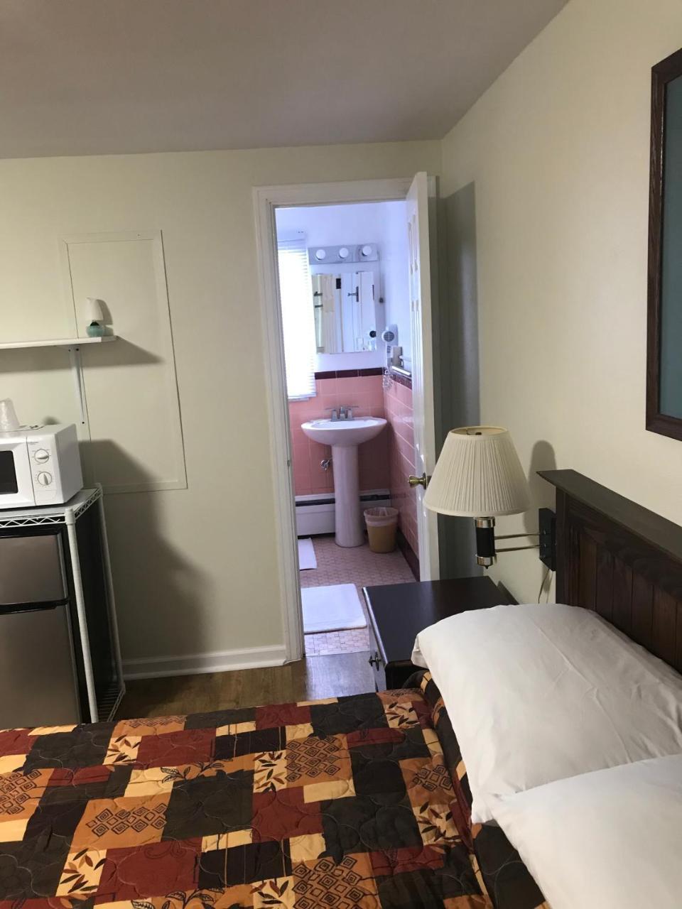 Evergreen Motel Oswego Extérieur photo