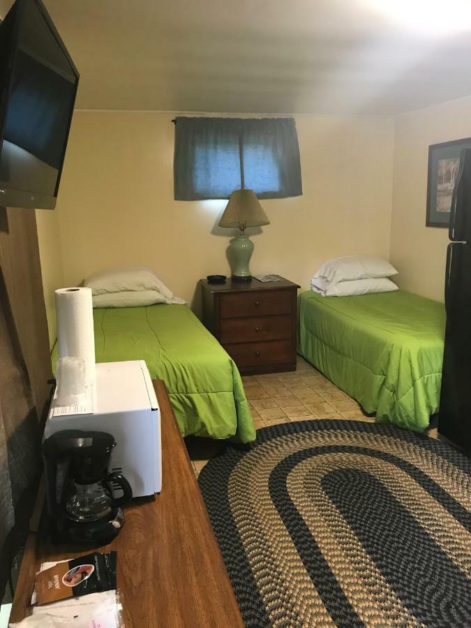 Evergreen Motel Oswego Extérieur photo