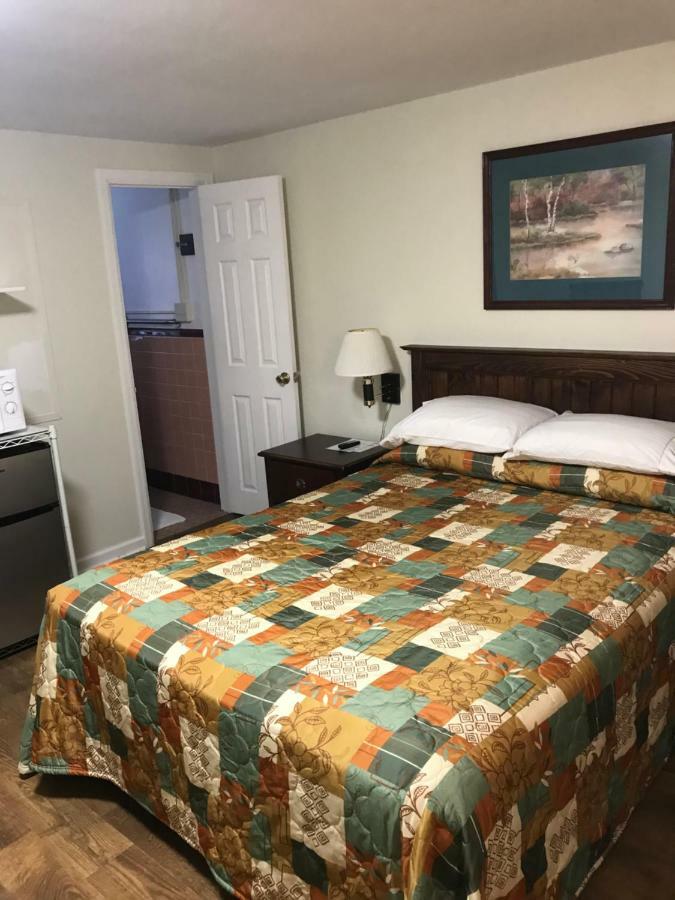 Evergreen Motel Oswego Extérieur photo