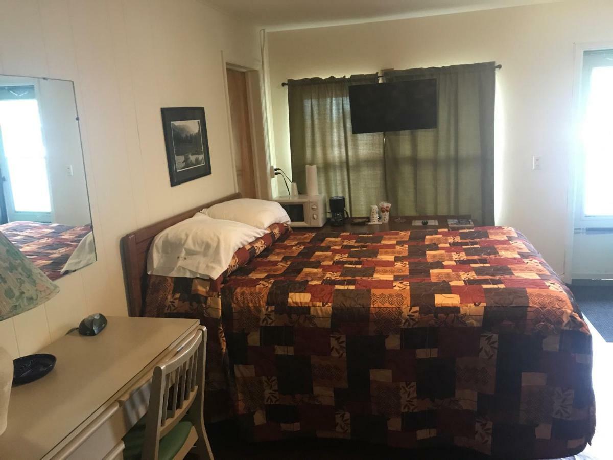 Evergreen Motel Oswego Extérieur photo